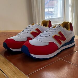 New Balance 574s David Sunflower Seed Mens. SIZE 9,5.
